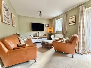 Photo 9- click for photo gallery